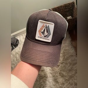 Volcom Snapback Hat. Faded Navy & Black. Authentic & Rare. One size.